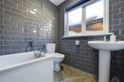 11 Lennard Row, Aveley, South Ockendon, RM15 4AH