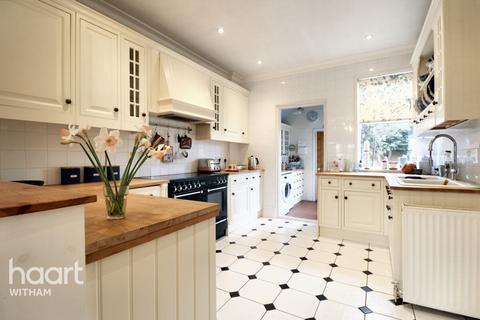 12 North End, Southminster, CM0 7DN