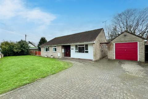 3 bedroom detached bungalow for sale, Steam Mill Road, Manningtree CO11