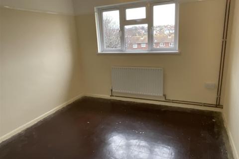 1 bedroom flat for sale, Airedale Close, Margate, Kent