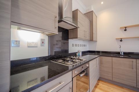 2 bedroom apartment to rent, Castle View, Parliament Square SG14