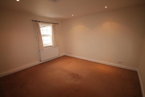 2 bedroom apartment to rent, Lymington Road, Stevenage SG1