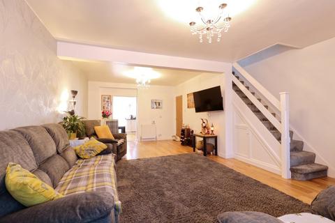 3 bedroom end of terrace house for sale, Grange Road, South Ockendon RM15