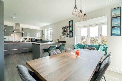 7 Buxton Close, Glebe Farm, Milton Keynes, MK17 8GX