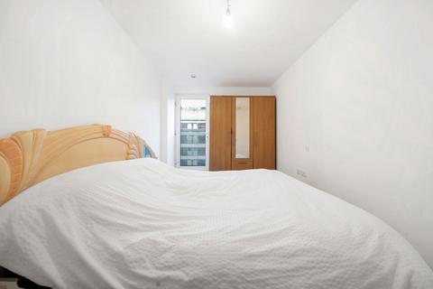 1 bedroom apartment for sale, Mercer Walk, Uxbridge, Middlesex