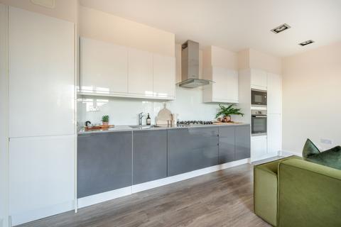 2 bedroom flat for sale, Thornbury Court, 36-38 Chepstow Villas, London