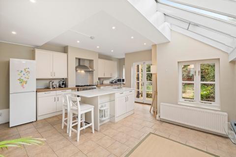 4 bedroom terraced house for sale, Burnfoot Avenue, London