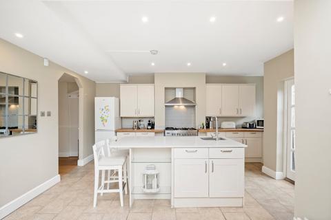 4 bedroom terraced house for sale, Burnfoot Avenue, London
