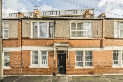 8a Belsham Street, London, E9 6NG
