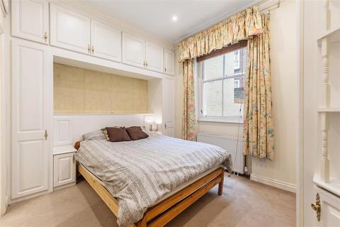 3 bedroom flat to rent, Gloucester Street, SW1V