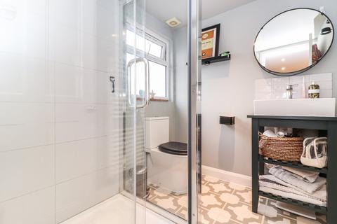 16 Kings Close, Chalfont St Giles, HP8 4HW