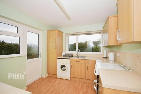 2 bedroom semi-detached bungalow to rent, Pellview Close Ryde PO33