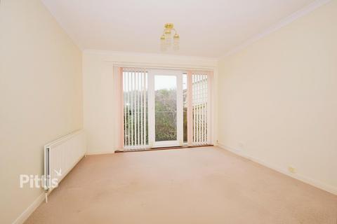 2 bedroom semi-detached bungalow to rent, Pellview Close Ryde PO33