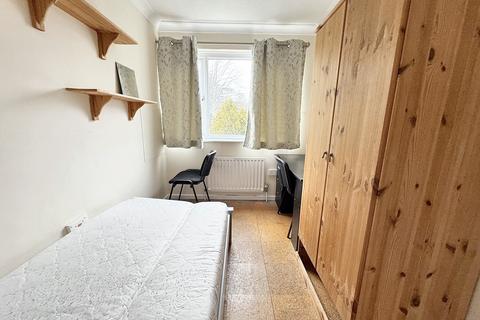 25 Greenhill Close, Winchester, SO22 5DZ