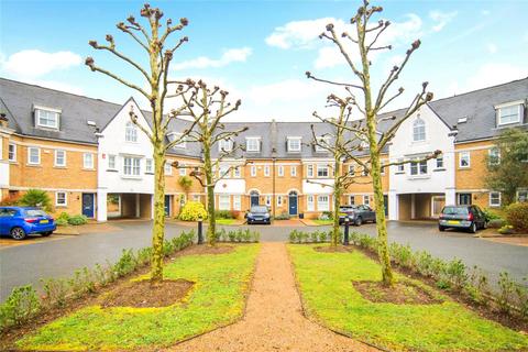 4 bedroom terraced house to rent, Admiralty Way, Teddington