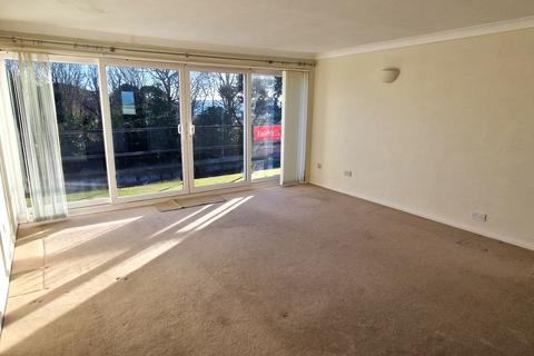 2 bedroom flat for sale, Ashurst Court, Tower Close, Alverstoke, Gosport PO12 2TZ