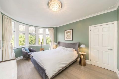 2 bedroom flat for sale, Boston Manor Road, Brentford TW8