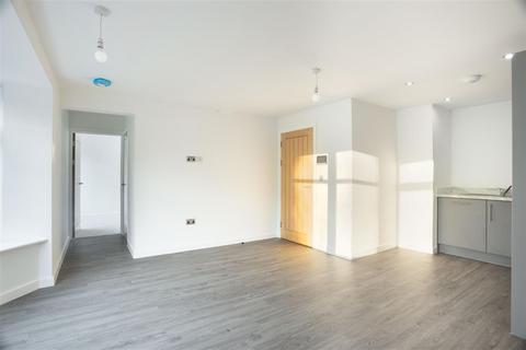 2 bedroom apartment to rent, Grove Lane, Leeds LS6