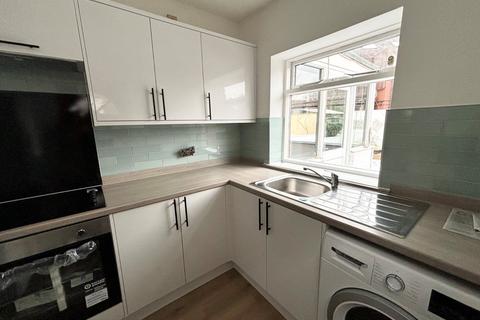 3 bedroom house to rent, Farm Road, Leeds, West Yorkshire, UK, LS15