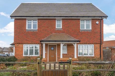 3 bedroom detached house for sale, Vyne Walk, Ash GU12