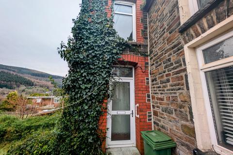 3 bedroom end of terrace house for sale, Darran Road, CF45