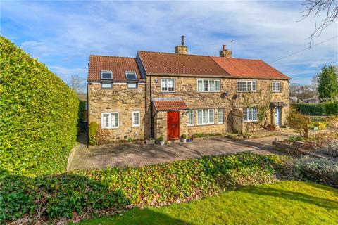 4 bedroom semi-detached house for sale, Weardley Lane, Harewood, Leeds, West Yorkshire, LS17