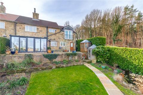 4 bedroom semi-detached house for sale, Weardley Lane, Harewood, Leeds, West Yorkshire, LS17