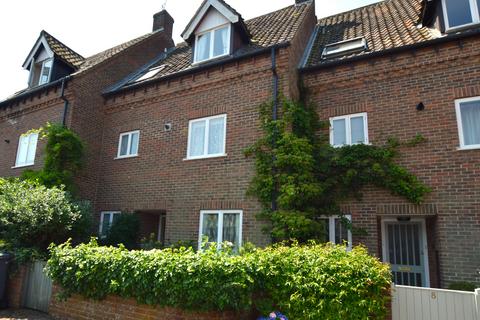 2 bedroom house share to rent, Carmelite Place, Woodbridge IP12