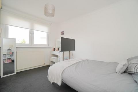 27 Braehead Road, Clydebank, G81 6PQ