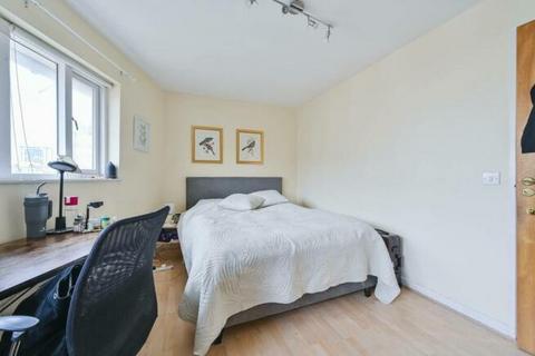 2 bedroom flat for sale, Broadley Terrace, London NW1