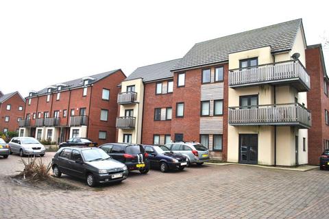 2 bedroom apartment to rent, Mere Drive, Clifton M27 8SD