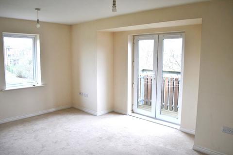 2 bedroom apartment to rent, Mere Drive, Clifton M27 8SD