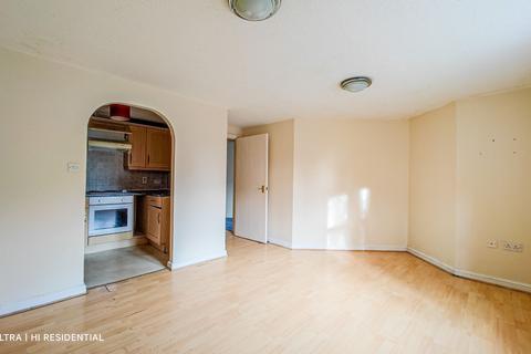 32 Marathon Way, London, SE28 0JH