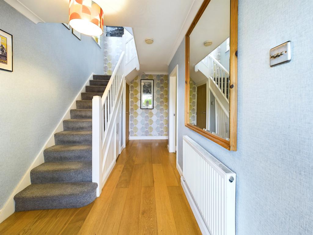 Cam02023 g0 pr0112 still025