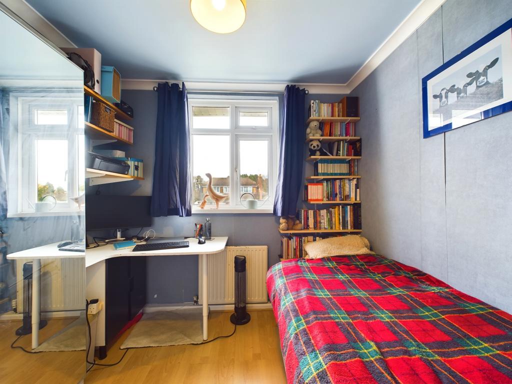 Cam02023 g0 pr0112 still011