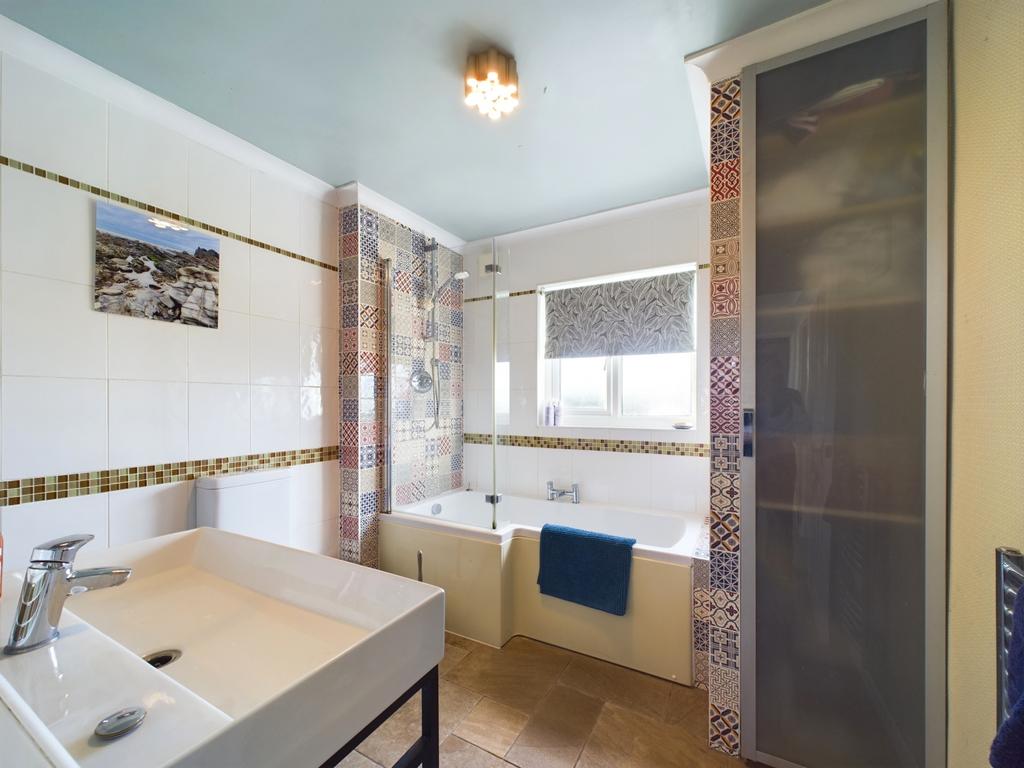 Cam02023 g0 pr0112 still017