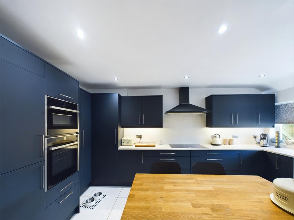 Cam02023 g0 pr0112 still037