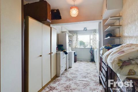 47 The Drive, Feltham, TW14 0AQ