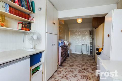 47 The Drive, Feltham, TW14 0AQ