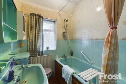 47 The Drive, Feltham, TW14 0AQ