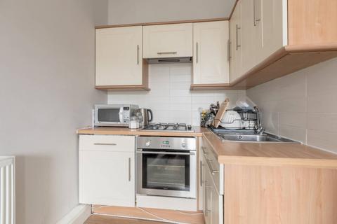 2 bedroom flat for sale, Drumdryan Street, Tollcross, Edinburgh EH3