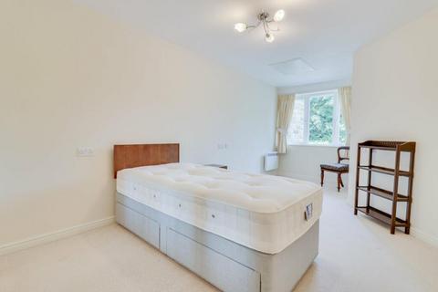 2 bedroom flat to rent, London, SW9