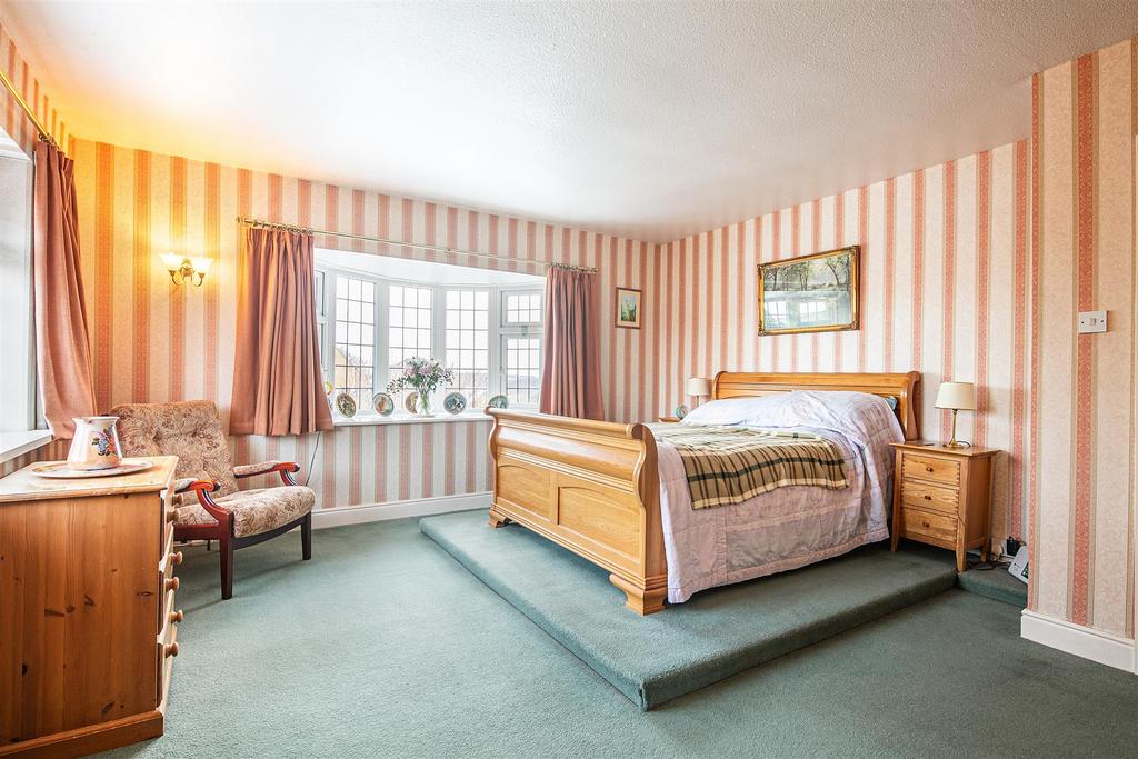 Principal bedroom