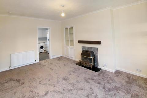 3 bedroom flat to rent, 20 Glencruitten Drive, Oban, PA34 4EQ