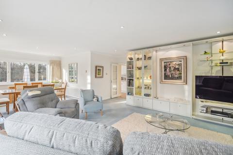 3 bedroom detached house for sale, Bull Lane, Chalfont St. Peter, Gerrards Cross, Buckinghamshire