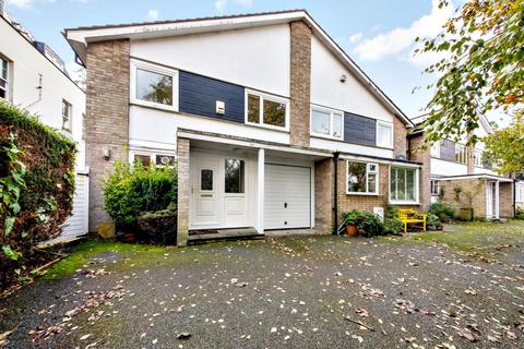 4 bedroom semi-detached house for sale, Crescent Wood Road Sydenham