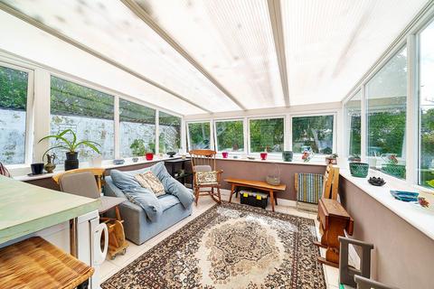 3 bedroom bungalow for sale, Forrest Gardens, Norbury, London, SW16