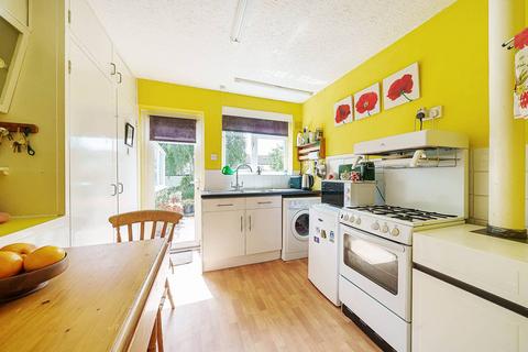 3 bedroom bungalow for sale, Forrest Gardens, Norbury, London, SW16