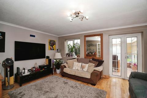 3 Daffodil Gardens, Ilford, IG1 2HZ