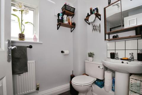 3 Daffodil Gardens, Ilford, IG1 2HZ
